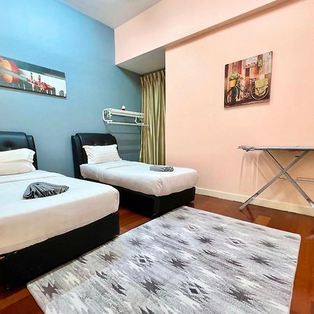 Capital O 90987 The Loft Residences Homestay @ Imago Shopping Mall 2 Kampong Sembulan Exterior foto