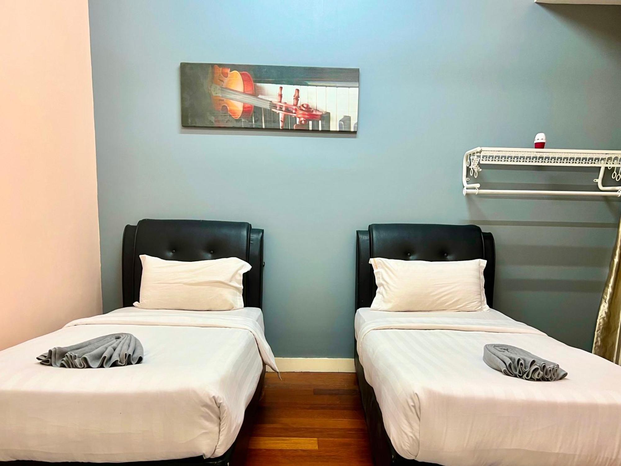 Capital O 90987 The Loft Residences Homestay @ Imago Shopping Mall 2 Kampong Sembulan Exterior foto